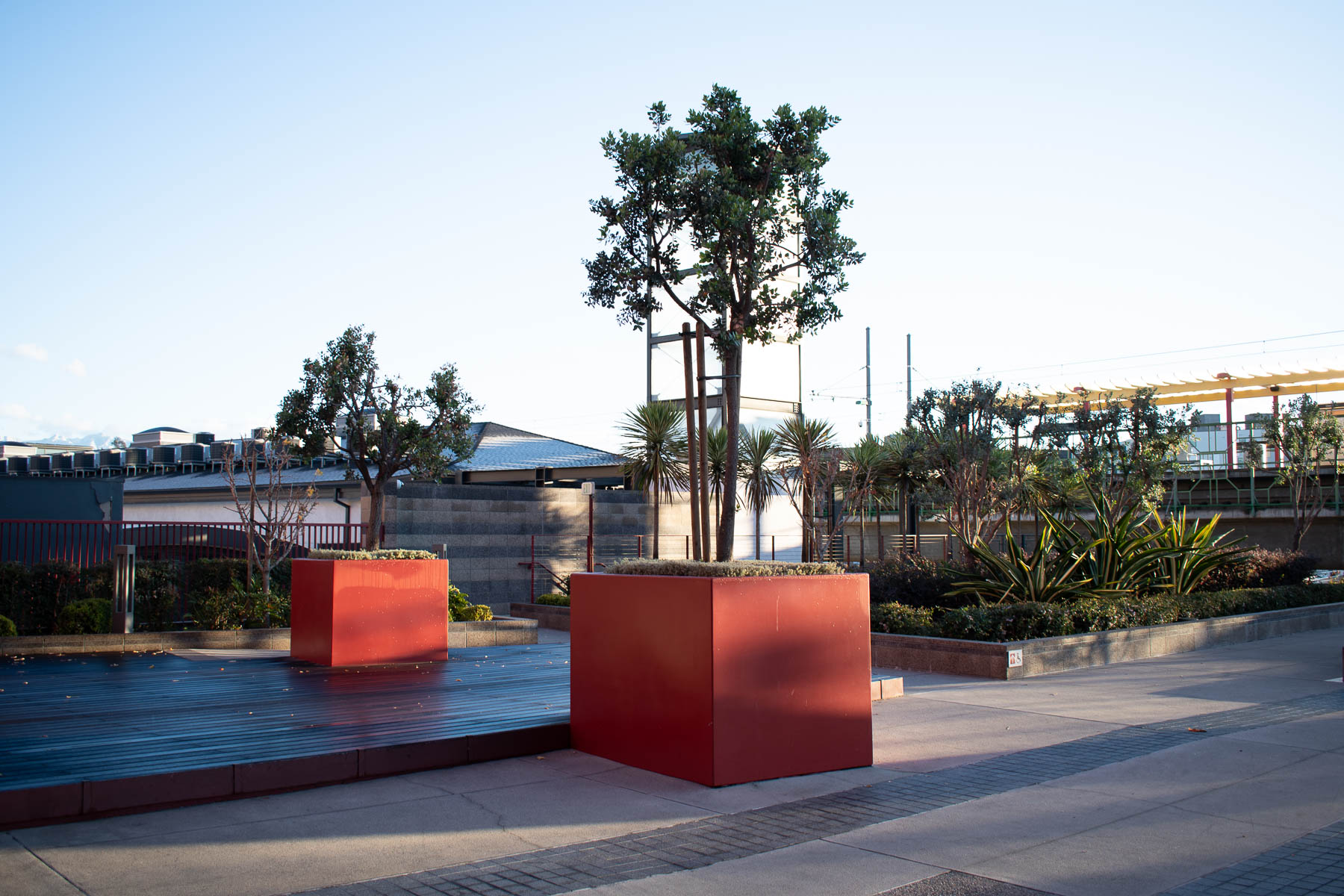 Retail space - planters